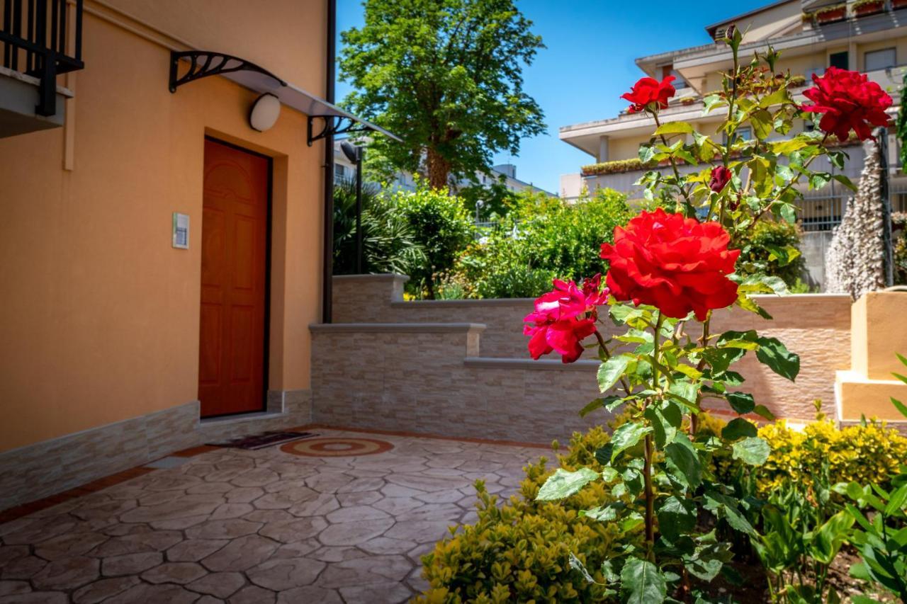 Antonella'S House Apartamento Vasto Exterior foto
